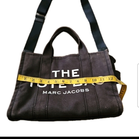 Marc Jacobs Black The Medium Everyday Minimalist Designer Canvas Tote Bag - Picture 10 of 13